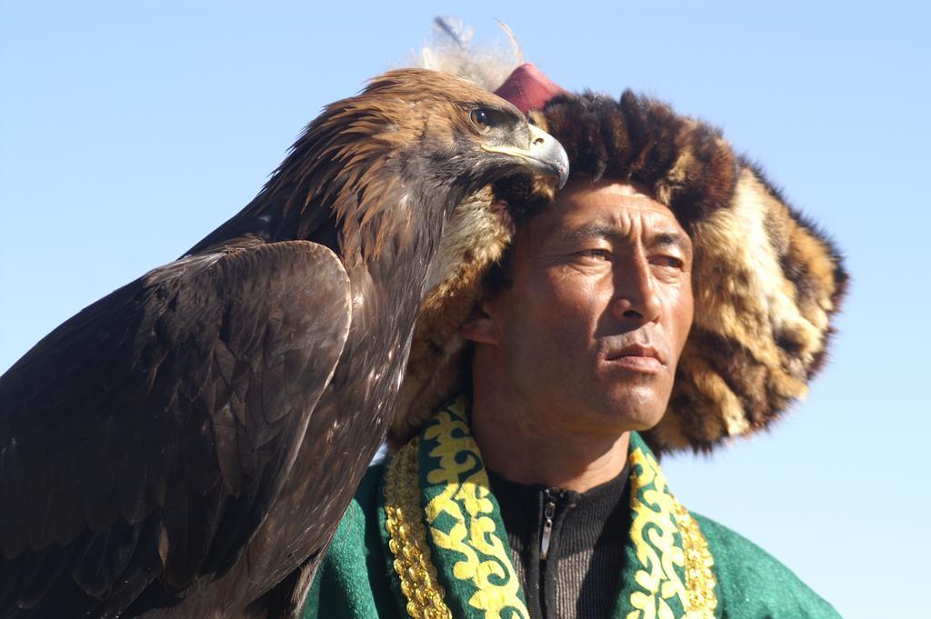 Golden Gobi Hostel & Tours Ułan Bator Zewnętrze zdjęcie