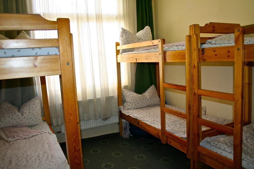 Golden Gobi Hostel & Tours Ułan Bator Pokój zdjęcie